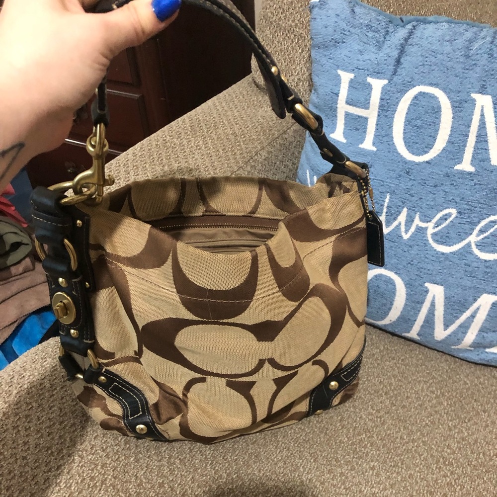 Coach shoulder bag